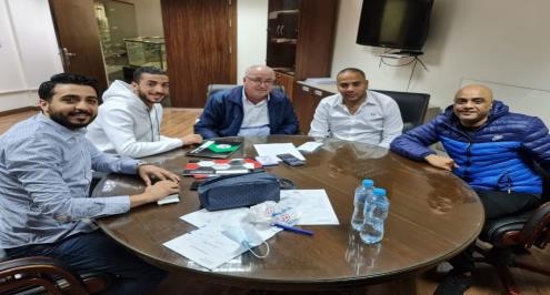 تجديد إعارة مدافع الأهلي إلى سموحة